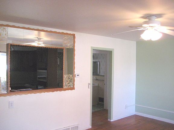 5th image of 1309 S Jay St