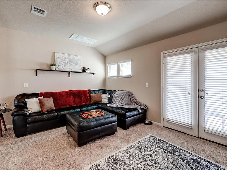 5901 Scenic Lake Dr — Photo 21