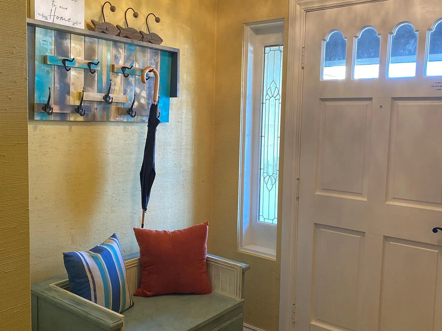 4689 La Fonda Dr — Photo 3