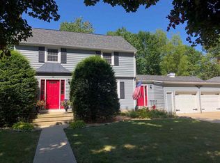 22 8th Ave SE, Oelwein, IA 50662