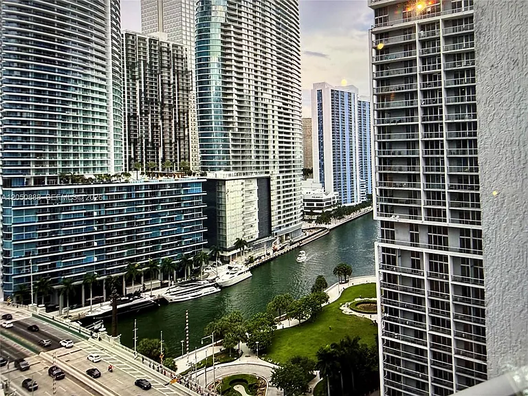 500 Brickell Ave #2003 — Photo 1