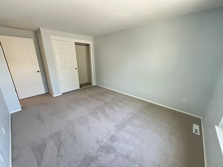 7052 E Briarwood Dr — Photo 32