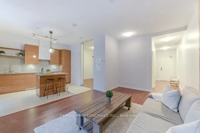 59 Annie Craig Dr #206 — Photo 4