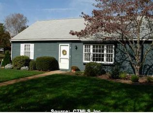 14 Sandgate Cir #14, Madison, CT 06443