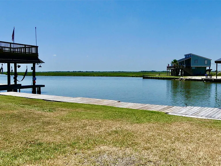 58 Lakeside Dr — Photo 5
