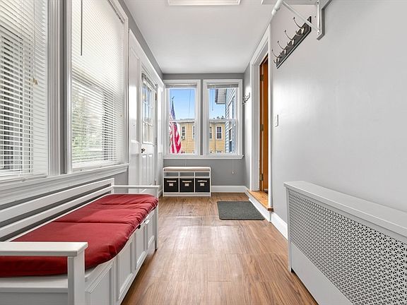 2nd image of 100 Leyden St