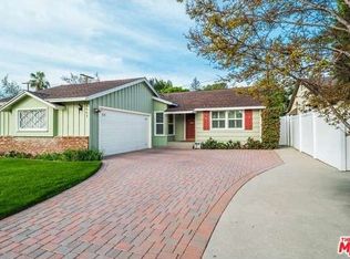 5663 Corteen Pl, Valley Glen, CA 91607