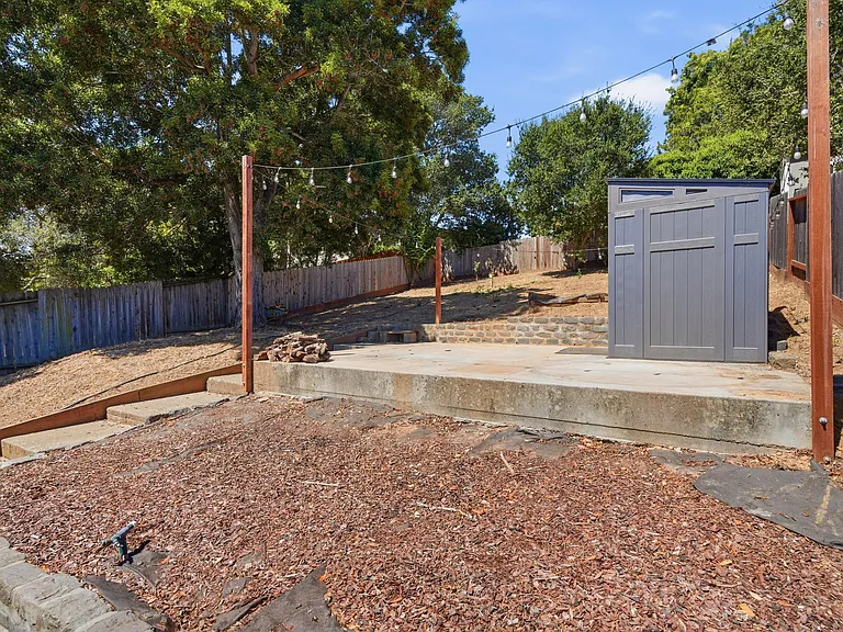2210 Ewell Rd — Photo 34