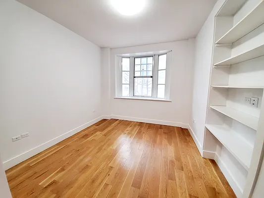 Rented by Ideal Properties Group | media 7