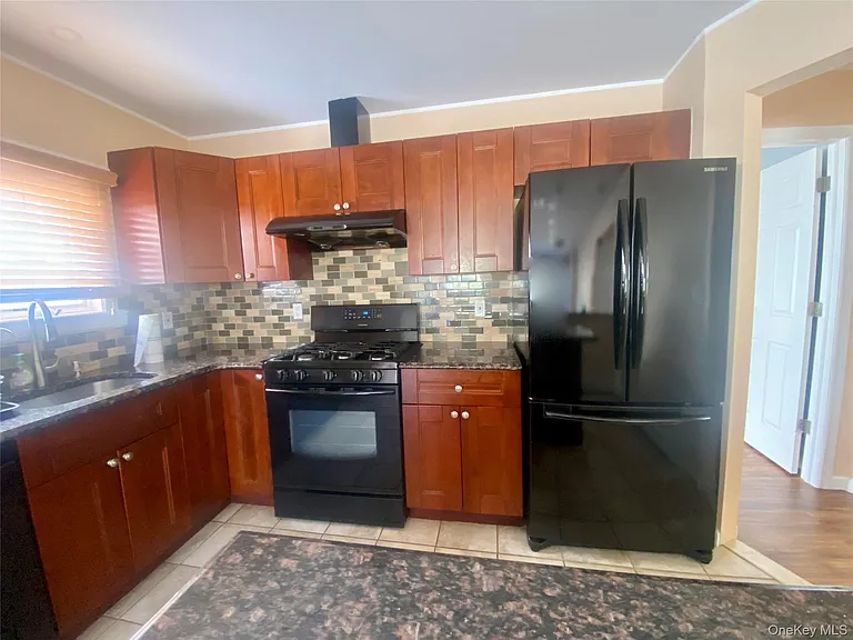310 E Olive St #MAIN — Photo 5
