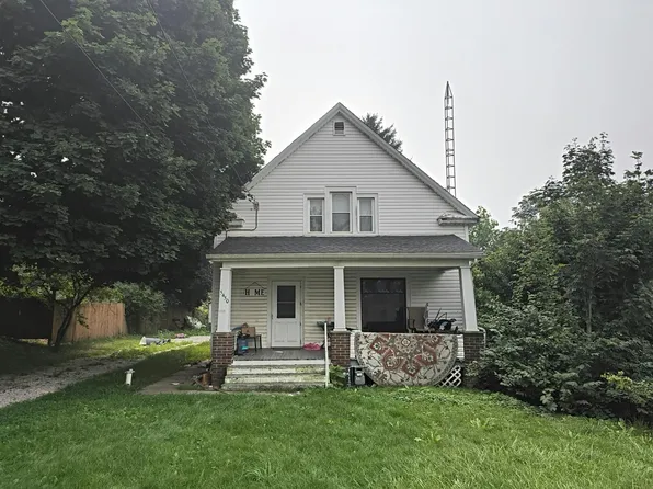 5450 Louisville St, Louisville, OH 44641
