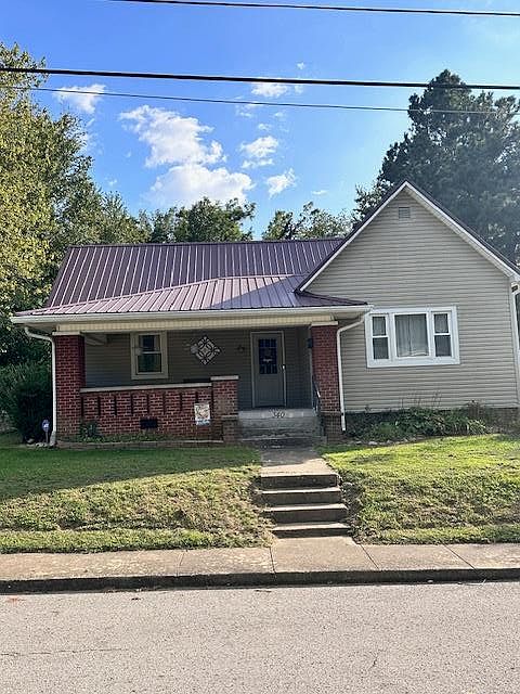 1st image of 340 Oak St