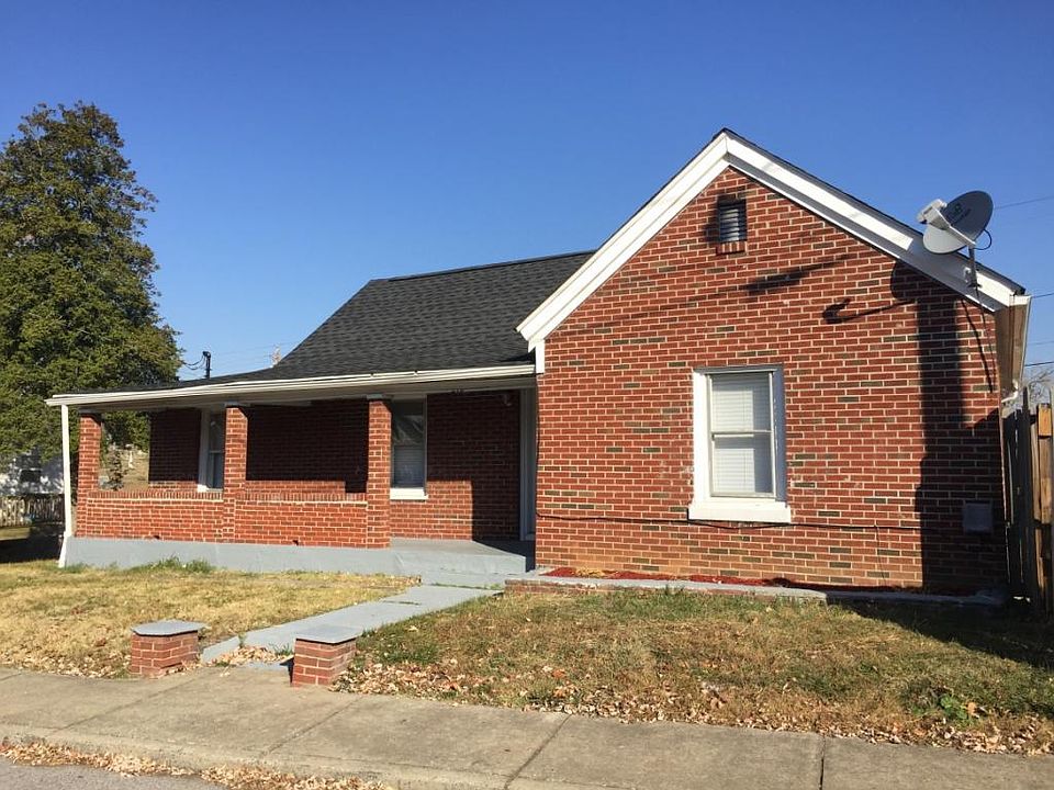 1st image of 515 McDowell St