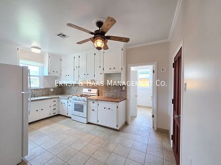 9497 Foster Rd — Photo 22