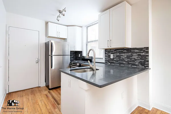 Rented by Bold New York | media 23