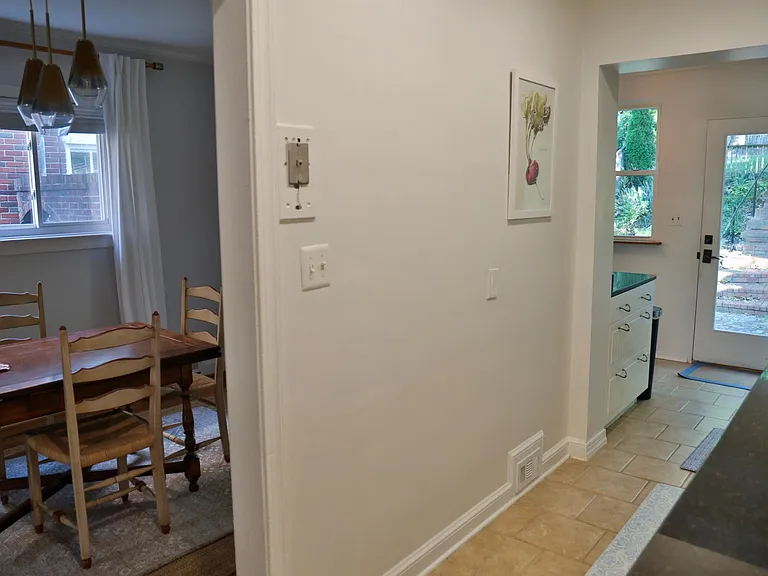 6131 1st Pl NE — Photo 11