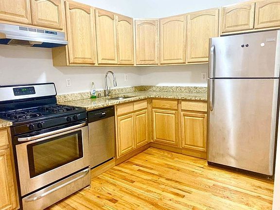 2nd image of 937 Broadway #1