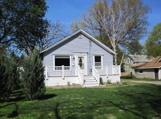 323 Locust St, Batavia, IL 60510