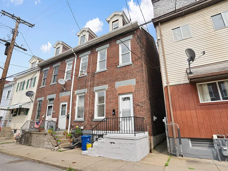 321 Taylor St — Photo 2