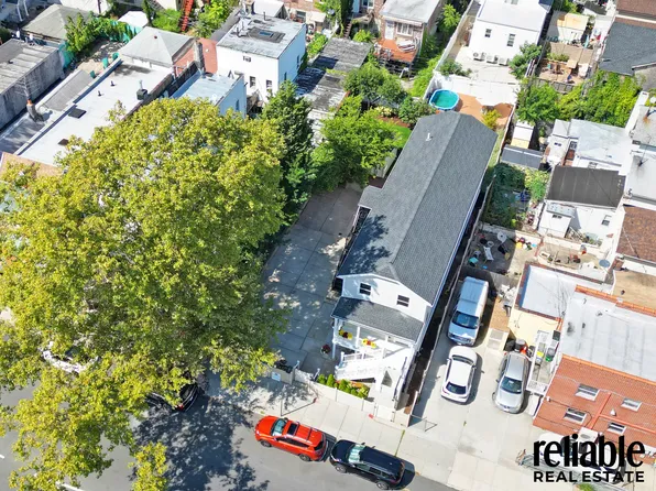 3173 Shore Parkway image 21 of 22