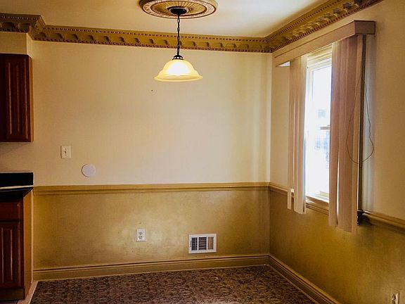 4th image of 76 Spartan Ave