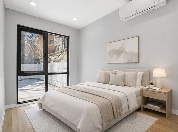 3rd image of 356 E 8th St #101