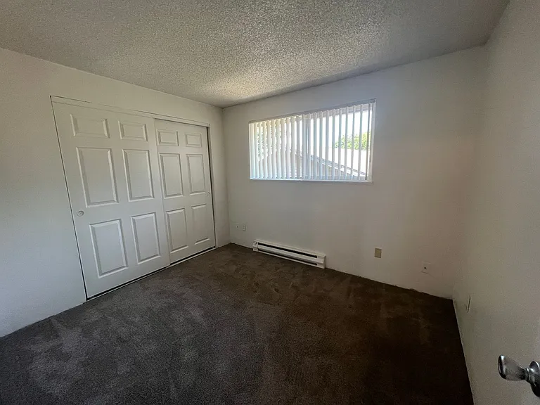 1213-1219 NE 183rd Ave #1223-1229 — Photo 9