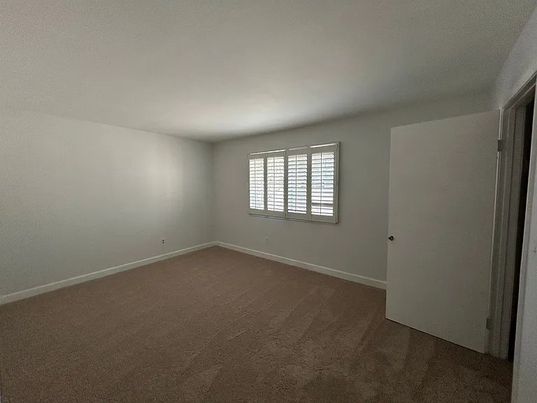 16814 Chaparral Ave — Photo 7
