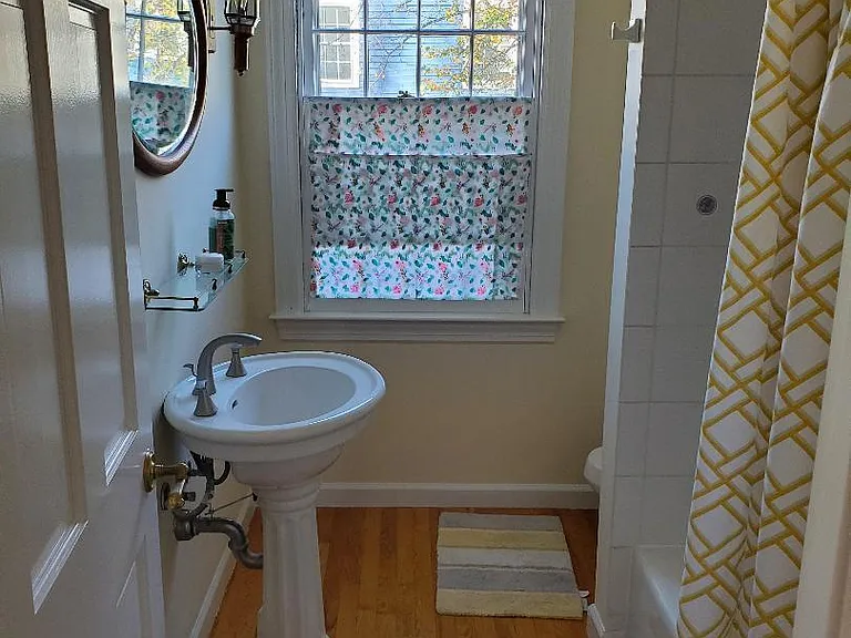 19 Grand Ave — Photo 21