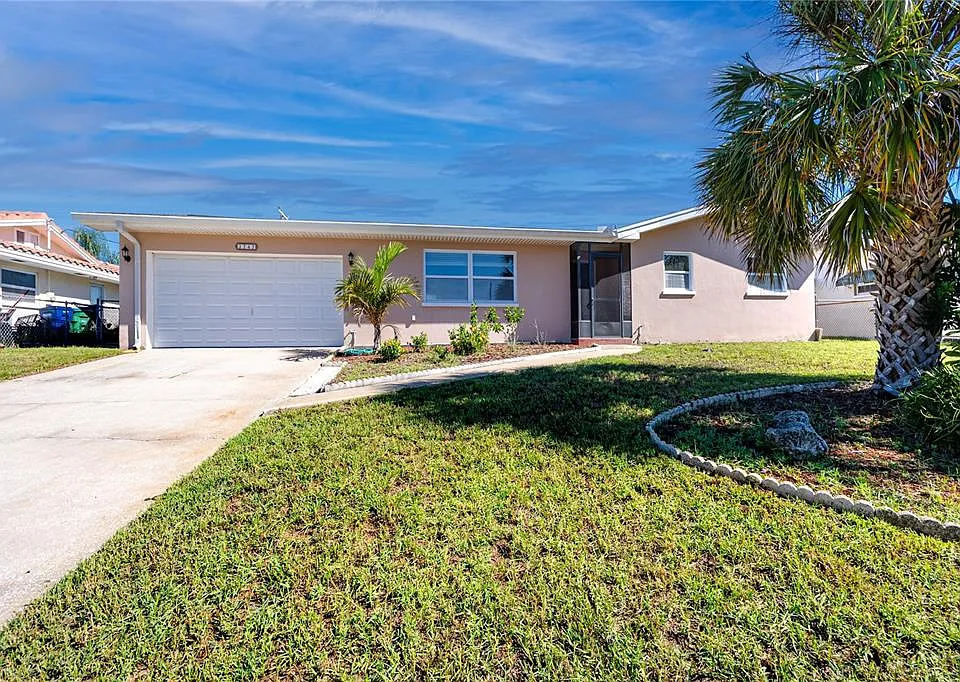 3747 Shady Bluffs Dr