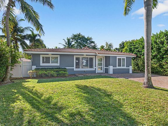 2nd image of 360 SW 2nd Street