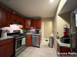 67 Thatcher St #3, Brookline, MA 02446