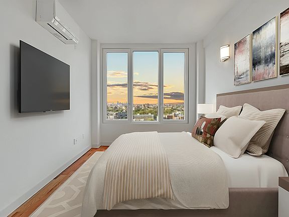 5th image of 17 Somers St #4G