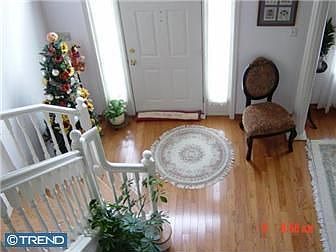 2nd image of 342 New Castle Ln