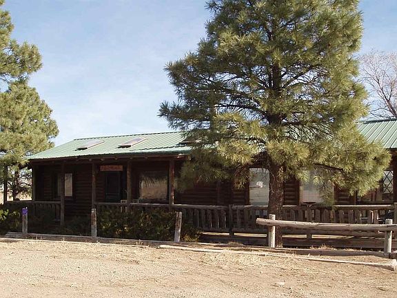 2nd image of 37 Air Lock Rd