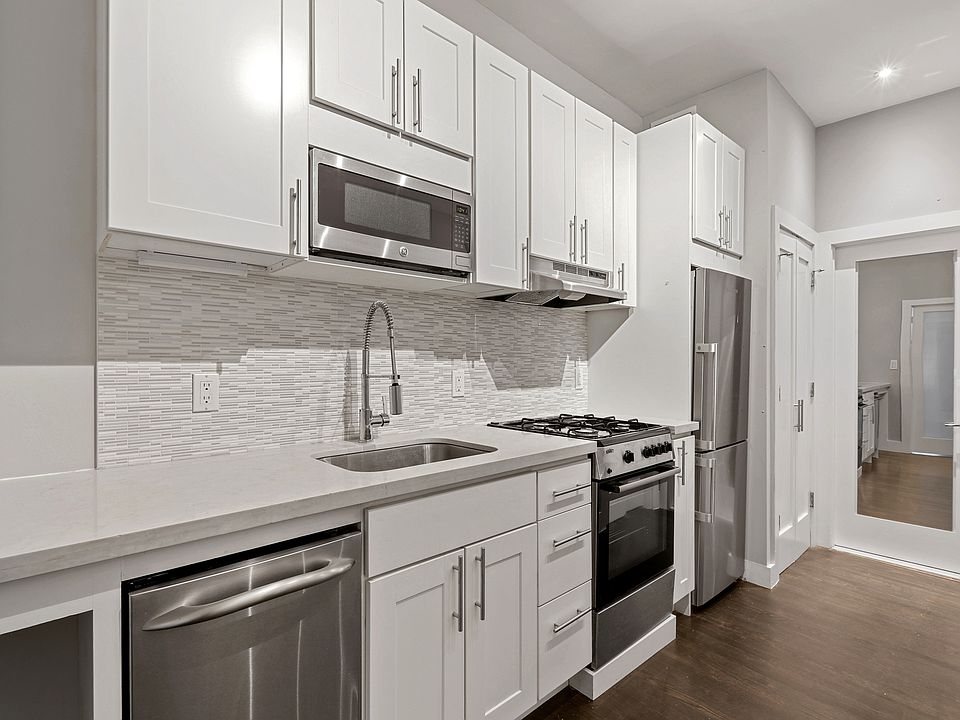 1st image of 306 E 89th St APT 2d