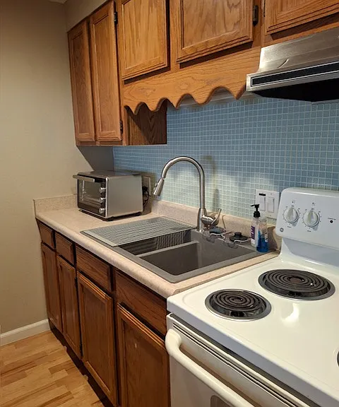 1200 Plumas St — Photo 6