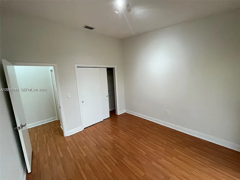3756 NE 166th St #112 — Photo 21