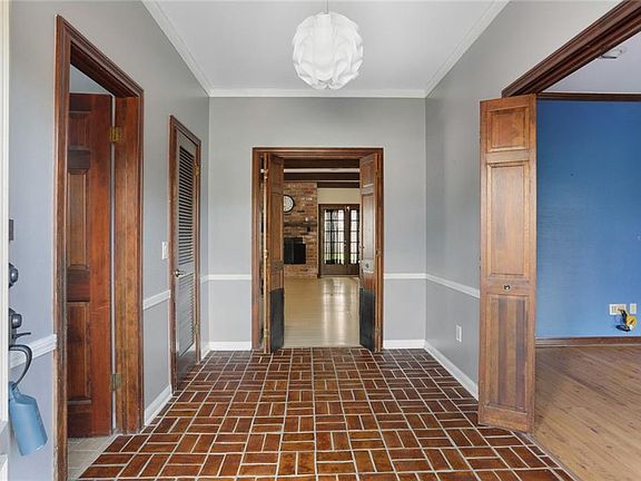 3rd image of 38 Grand Canyon Dr