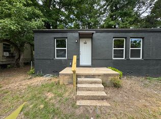 109 E 19th St #A, Hooks, TX 75561