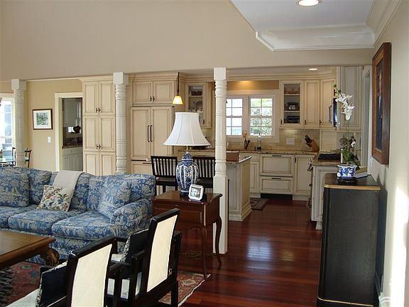 5th image of 4418 Wildrye Drive SE