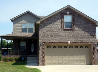 1976 General Neyland Dr, Clarksville, TN 37042