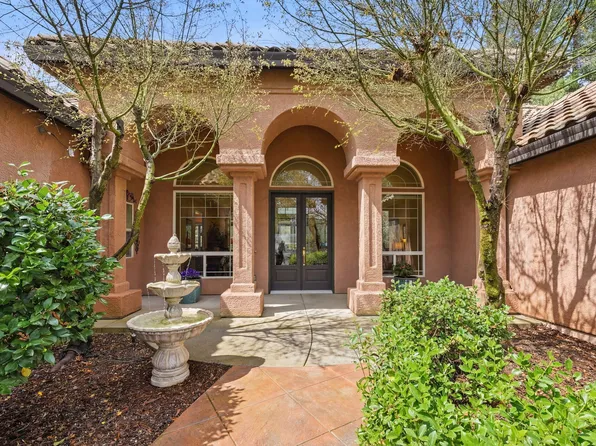 13482 Tierra Heights Rd, Redding, CA 96003