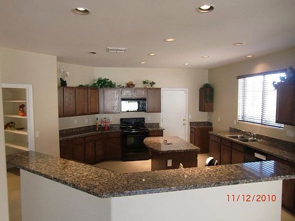 3rd image of 25841 N Desert Mesa Dr