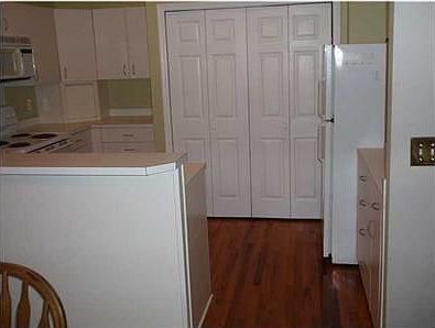 5th image of 790 Lake Frances Dr APT 2