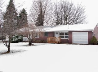 327 E 4th St, Trufant, MI 49347