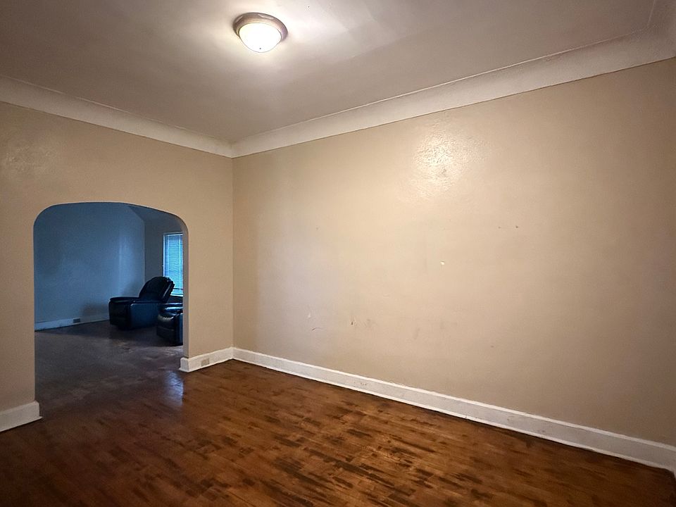 1st image of 1734 Dragoon St