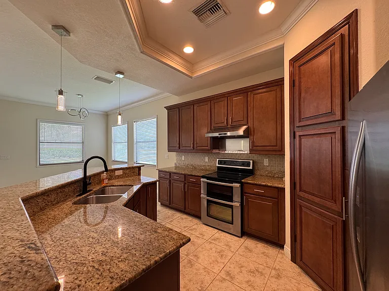 1520 Raffina Ct — Photo 14