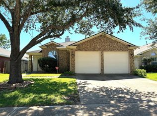 16307 Bettong Ct, Sugar Land, TX 77498