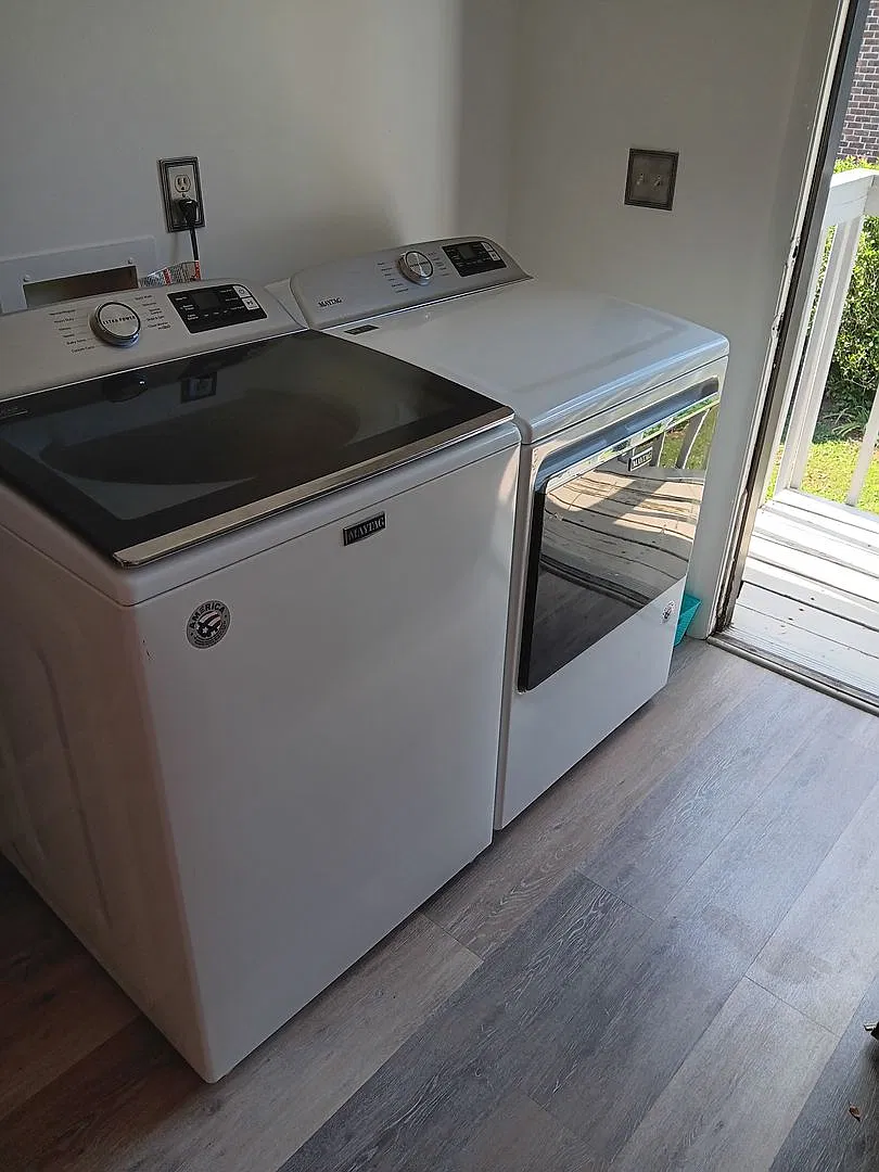 Fully Furnished James Island Condo — Photo 3